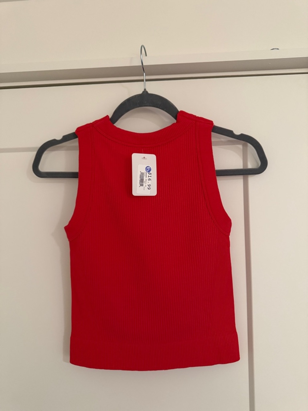 Zenana Outfitters Red Ribbed Sleeveless Tank, built in bra with pads. - Picture 2 of 6